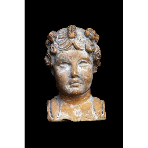Herm Pilar depicting a young Maenad